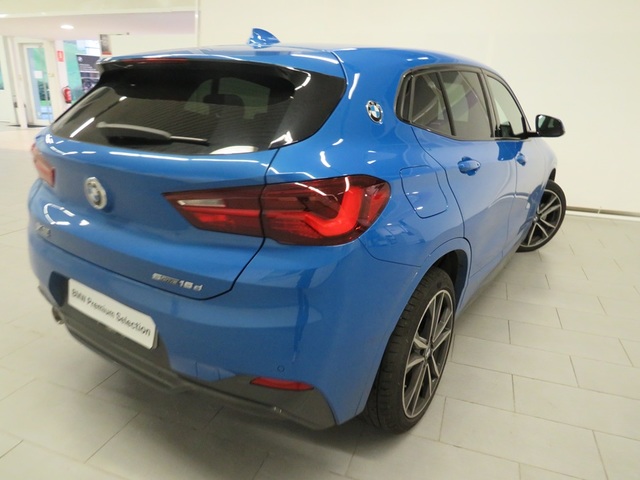 BMW X2 sDrive16d color Azul. Año 2024. 85KW(116CV). Diésel. En concesionario Lugauto S.A. de Lugo