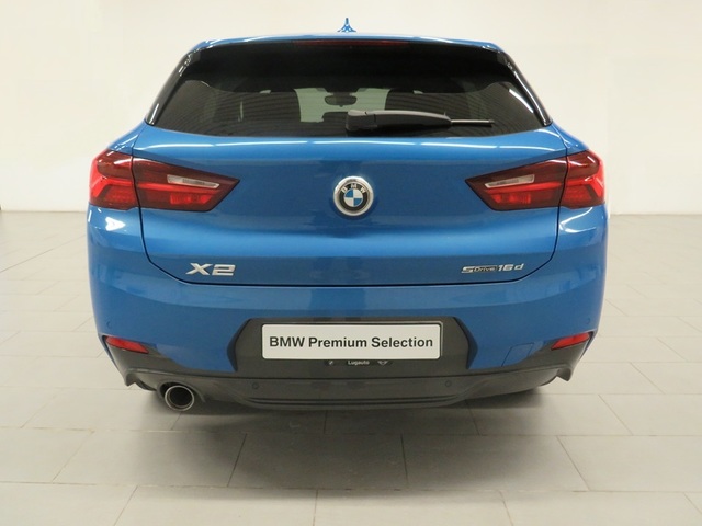 BMW X2 sDrive16d color Azul. Año 2024. 85KW(116CV). Diésel. En concesionario Lugauto S.A. de Lugo