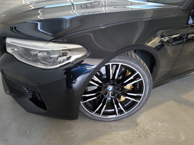 BMW M M5 color Negro. Año 2018. 441KW(600CV). Gasolina. En concesionario Lurauto Gipuzkoa de Guipuzcoa