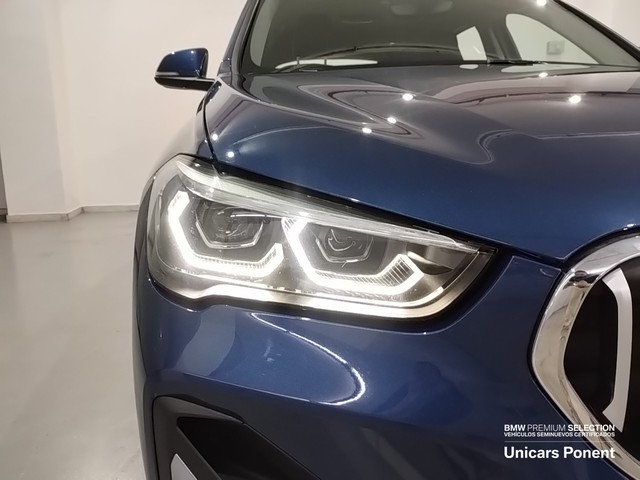 BMW X1 xDrive25e color Azul. Año 2021. 162KW(220CV). Híbrido Electro/Gasolina. En concesionario Unicars Ponent de Lleida