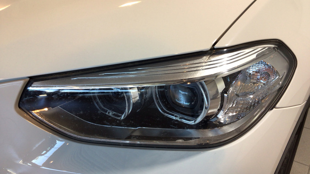 BMW X3 xDrive20d color Blanco. Año 2020. 140KW(190CV). Diésel. En concesionario BYmyCAR Madrid - Alcalá de Madrid