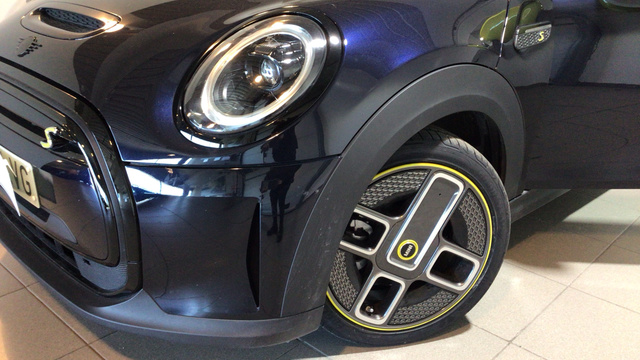 fotoG 5 del MINI MINI 3 Puertas Cooper SE 135 kW (184 CV) 184cv Eléctrico del 2021 en Madrid
