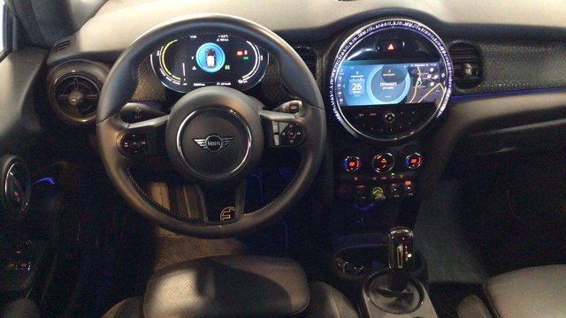 fotoG 6 del MINI MINI 3 Puertas Cooper SE 135 kW (184 CV) 184cv Eléctrico del 2021 en Madrid
