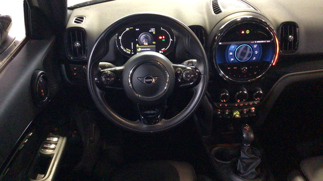 fotoG 6 del MINI MINI Countryman Cooper S E ALL4 162 kW (220 CV) 220cv Híbrido Electro/Gasolina del 2020 en Madrid