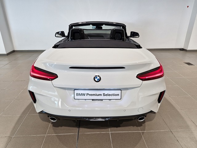 BMW Z4 sDrive30i Cabrio color Blanco. Año 2022. 190KW(258CV). Gasolina. En concesionario Movitransa Cars Huelva de Huelva