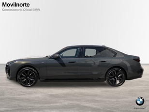 Fotos de BMW i7 xDrive60 color Gris. Año 2023. 400KW(544CV). Eléctrico. En concesionario Movilnorte El Plantio de Madrid