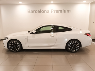 Fotos de BMW Serie 4 420d Coupe color Blanco. Año 2024. 140KW(190CV). Diésel. En concesionario Barcelona Premium -- GRAN VIA de Barcelona
