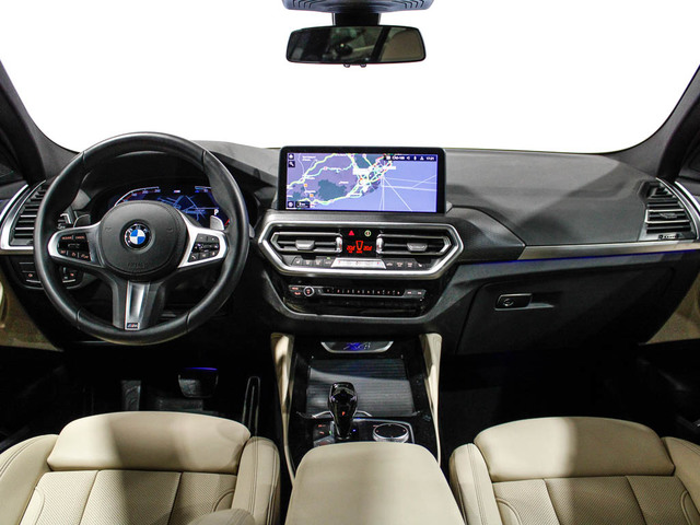 BMW X4 xDrive20d color Negro. Año 2024. 140KW(190CV). Diésel. En concesionario Barcelona Premium -- GRAN VIA de Barcelona