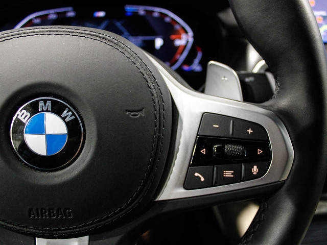 BMW X4 xDrive20d color Negro. Año 2024. 140KW(190CV). Diésel. En concesionario Barcelona Premium -- GRAN VIA de Barcelona