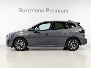 Fotos de BMW Serie 2 225e Active Tourer color Gris. Año 2024. 180KW(245CV). Híbrido Electro/Gasolina. En concesionario Barcelona Premium -- GRAN VIA de Barcelona