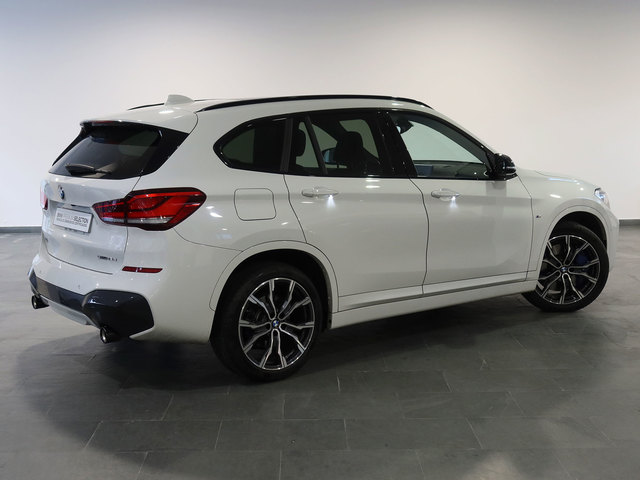 BMW X1 sDrive18d color Blanco. Año 2021. 110KW(150CV). Diésel. En concesionario Autogal de Ourense