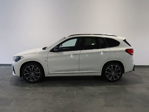 Fotos de BMW X1 sDrive18d color Blanco. Año 2021. 110KW(150CV). Diésel. En concesionario Autogal de Ourense