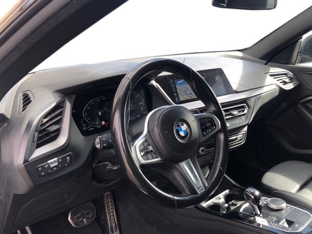 BMW Serie 2 218d Gran Coupe color Negro. Año 2022. 110KW(150CV). Diésel. En concesionario Vehinter Alcorcón de Madrid