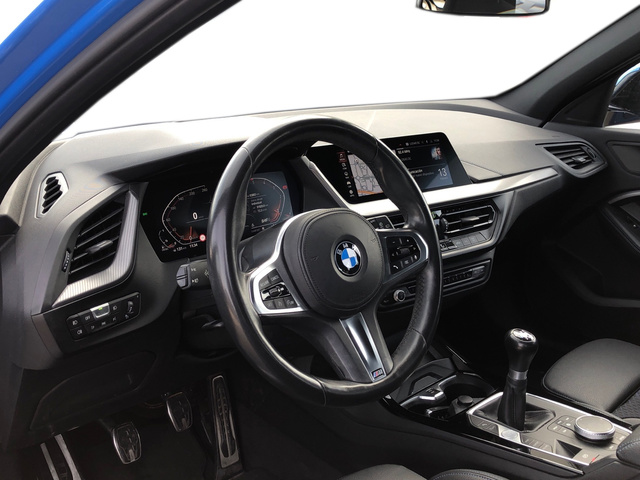 BMW Serie 1 116d color Azul. Año 2020. 85KW(116CV). Diésel. En concesionario Vehinter Alcorcón de Madrid