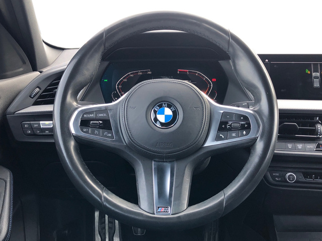 BMW Serie 1 116d color Azul. Año 2020. 85KW(116CV). Diésel. En concesionario Vehinter Alcorcón de Madrid