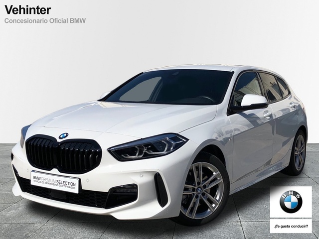 BMW Serie 1 118d color Blanco. Año 2023. 110KW(150CV). Diésel. En concesionario Vehinter Getafe de Madrid