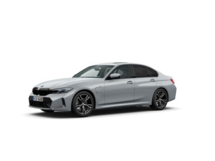 Fotos de BMW Serie 3 330e color Gris. Año 2024. 215KW(292CV). Híbrido Electro/Gasolina. En concesionario San Pablo Motor | Su Eminencia de Sevilla