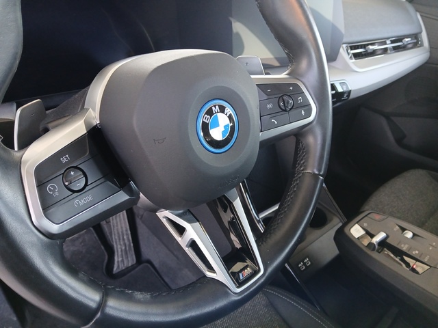 BMW X1 xDrive25e color Blanco. Año 2024. 180KW(245CV). Híbrido Electro/Gasolina. En concesionario GANDIA Automoviles Fersan, S.A. de Valencia