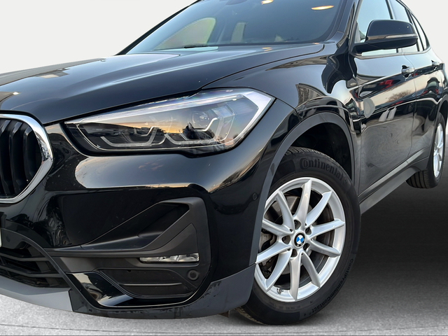 BMW X1 sDrive18d color Negro. Año 2020. 110KW(150CV). Diésel. En concesionario Ilbira Motor | Granada de Granada