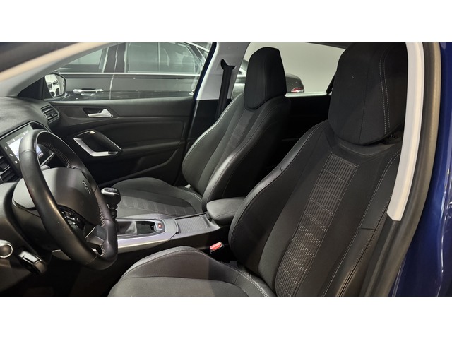 Peugeot 308 PureTech 130 S&S Allure 96 kW (130 CV)