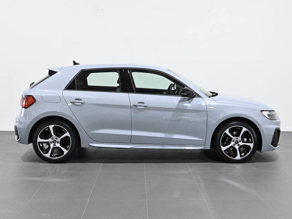 Audi A1 Sportback Adrenalin edition 30 TFSI 85 kW (116 CV) S tronic 2
