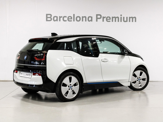 BMW i3 94Ah color Blanco. Año 2018. 125KW(170CV). Eléctrico. En concesionario Barcelona Premium -- GRAN VIA de Barcelona