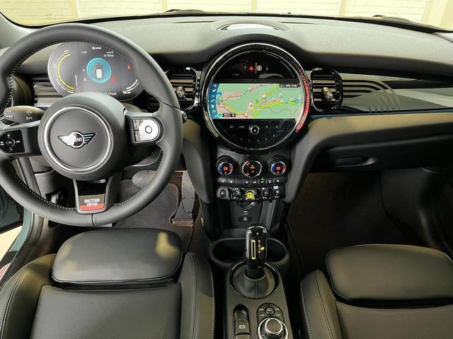 fotoG 10 del MINI MINI 3 Puertas Cooper SE 135 kW (184 CV) 184cv Eléctrico del 2022 en Guipuzcoa