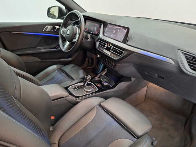 BMW Serie 2 218d Gran Coupe color Negro. Año 2020. 110KW(150CV). Diésel. En concesionario Tormes Motor de Salamanca