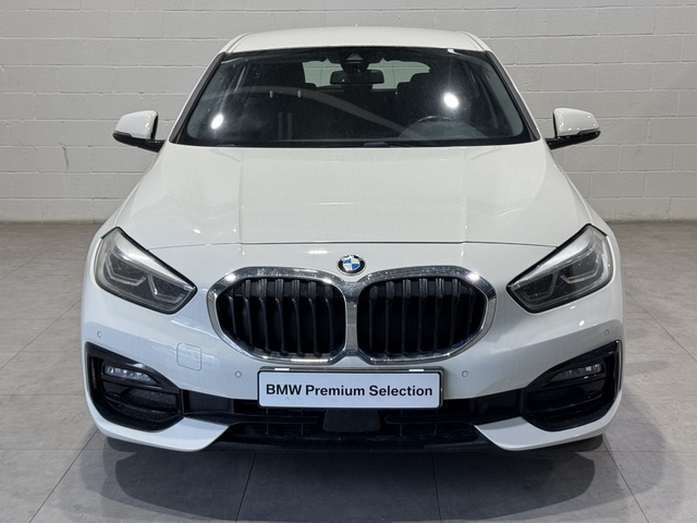 BMW Serie 1 116d color Blanco. Año 2020. 85KW(116CV). Diésel. En concesionario Motor Munich Cadi - Manresa - VO de Barcelona