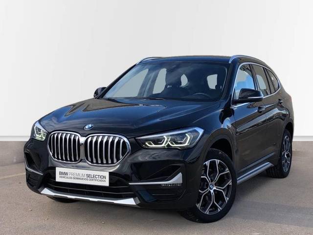 BMW X1 sDrive18d color Negro. Año 2022. 110KW(150CV). Diésel. En concesionario Proa Premium Ibiza de Baleares