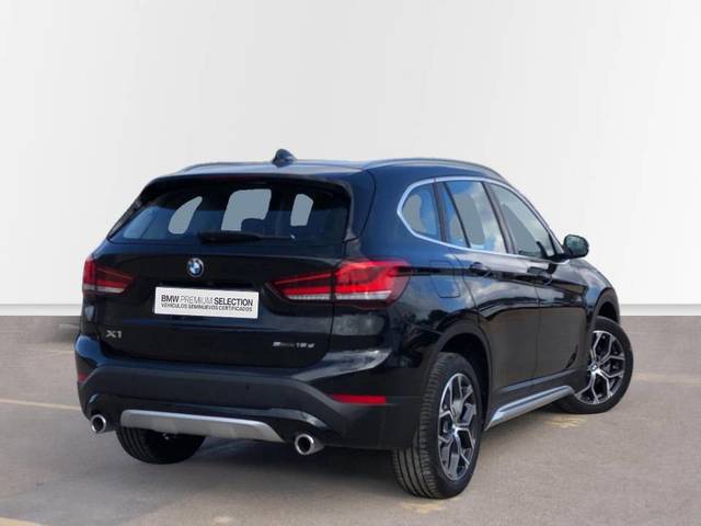 BMW X1 sDrive18d color Negro. Año 2022. 110KW(150CV). Diésel. En concesionario Proa Premium Ibiza de Baleares