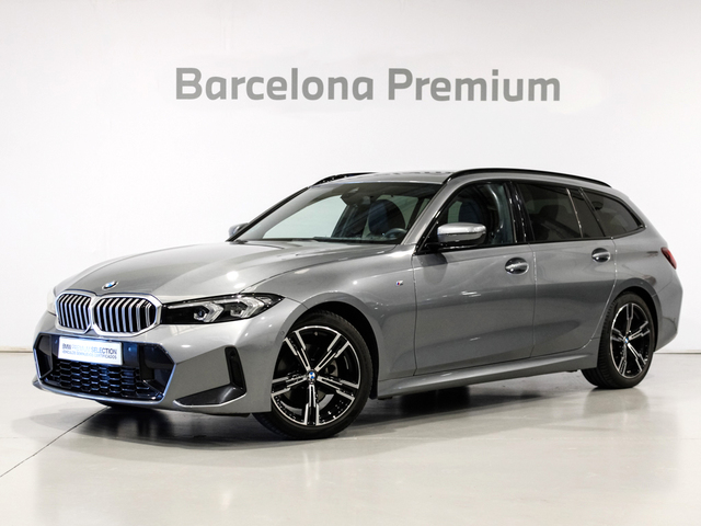 BMW Serie 3 320d Touring color Gris. Año 2024. 140KW(190CV). Diésel. En concesionario Barcelona Premium -- GRAN VIA de Barcelona