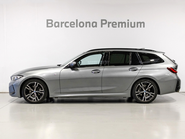 BMW Serie 3 320d Touring color Gris. Año 2024. 140KW(190CV). Diésel. En concesionario Barcelona Premium -- GRAN VIA de Barcelona