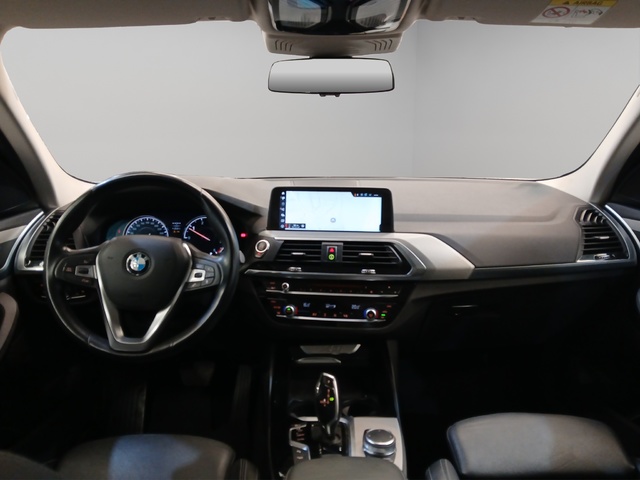 BMW X3 xDrive20d color Blanco. Año 2018. 140KW(190CV). Diésel. En concesionario GANDIA Automoviles Fersan, S.A. de Valencia