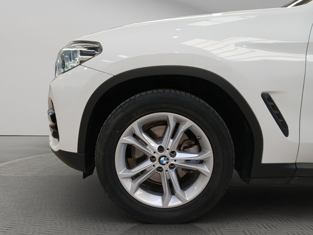 BMW X3 xDrive20d color Blanco. Año 2018. 140KW(190CV). Diésel. En concesionario GANDIA Automoviles Fersan, S.A. de Valencia
