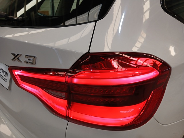 BMW X3 xDrive20d color Blanco. Año 2018. 140KW(190CV). Diésel. En concesionario GANDIA Automoviles Fersan, S.A. de Valencia