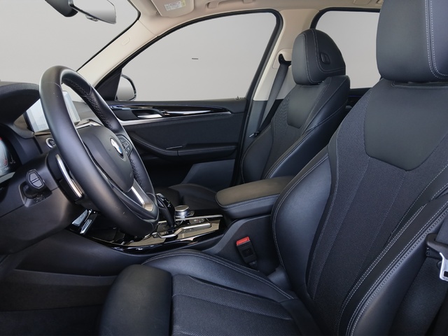 BMW X3 xDrive20d color Azul. Año 2021. 140KW(190CV). Diésel. En concesionario GANDIA Automoviles Fersan, S.A. de Valencia