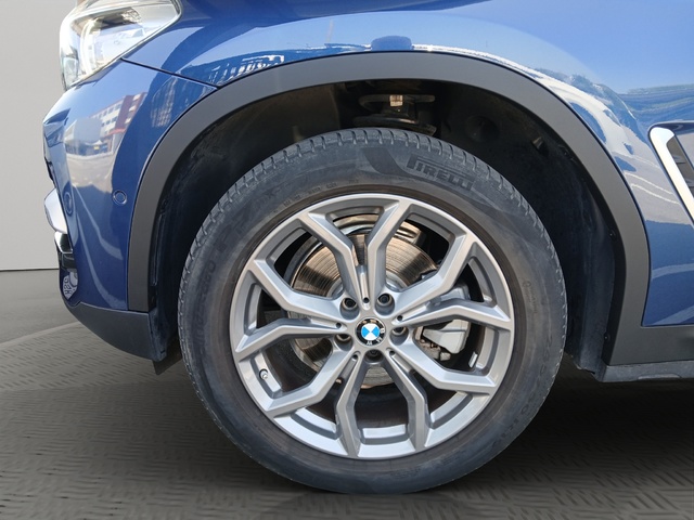 BMW X3 xDrive20d color Azul. Año 2021. 140KW(190CV). Diésel. En concesionario GANDIA Automoviles Fersan, S.A. de Valencia