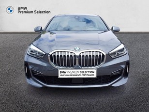 Fotos de BMW Serie 1 116d color Gris. Año 2021. 85KW(116CV). Diésel. En concesionario Marmotor de Las Palmas