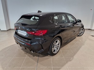 BMW Serie 1 118d color Negro. Año 2024. 110KW(150CV). Diésel. En concesionario Movitransa Cars Jerez de Cádiz