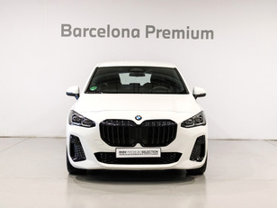 Fotos de BMW Serie 2 218d Active Tourer color Blanco. Año 2024. 110KW(150CV). Diésel. En concesionario Barcelona Premium -- GRAN VIA de Barcelona