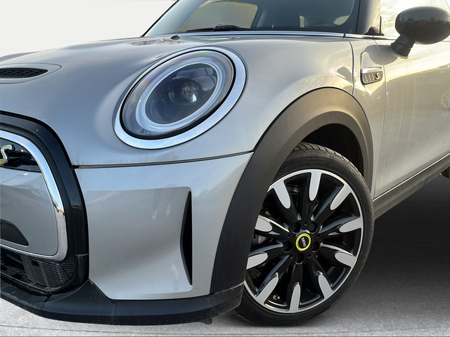 fotoG 5 del MINI MINI 3 Puertas Cooper SE 135 kW (184 CV) 184cv Eléctrico del 2023 en Granada