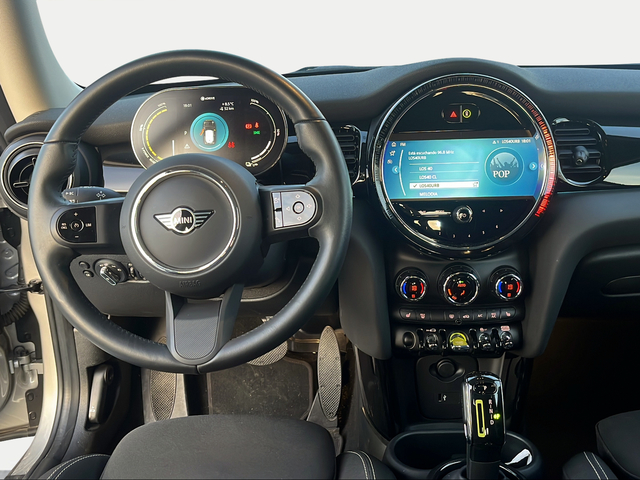 fotoG 6 del MINI MINI 3 Puertas Cooper SE 135 kW (184 CV) 184cv Eléctrico del 2023 en Granada