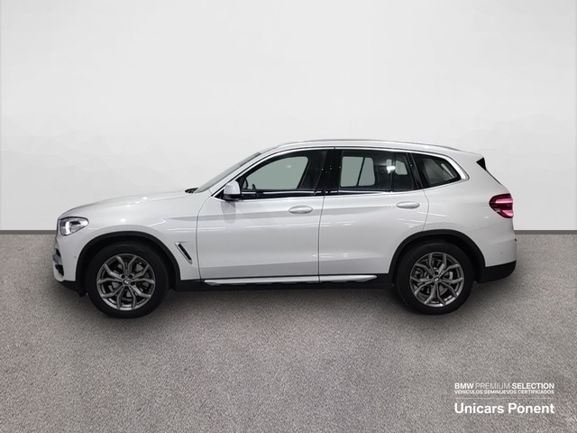 BMW X3 xDrive20d color Blanco. Año 2020. 140KW(190CV). Diésel. En concesionario Unicars Ponent de Lleida