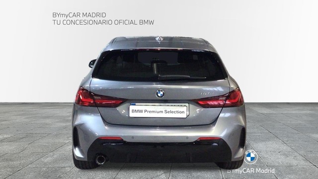 BMW Serie 1 116d color Gris. Año 2024. 85KW(116CV). Diésel. En concesionario BYmyCAR Madrid - Alcalá de Madrid