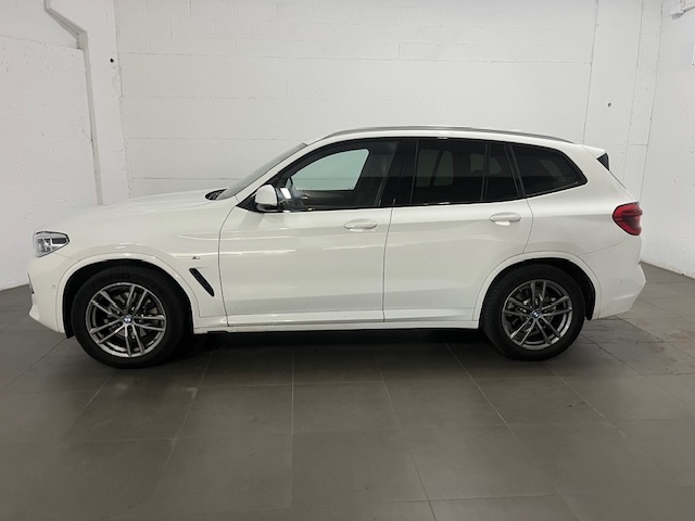 BMW X3 xDrive20d color Blanco. Año 2020. 140KW(190CV). Diésel. En concesionario Amiocar S.A. de Coruña