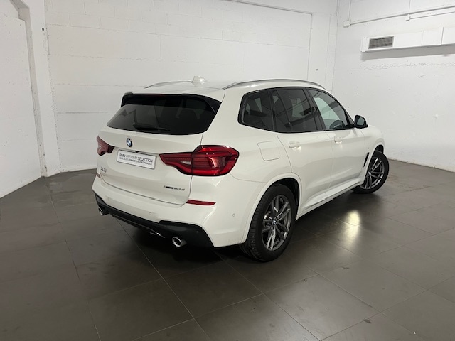 BMW X3 xDrive20d color Blanco. Año 2020. 140KW(190CV). Diésel. En concesionario Amiocar S.A. de Coruña