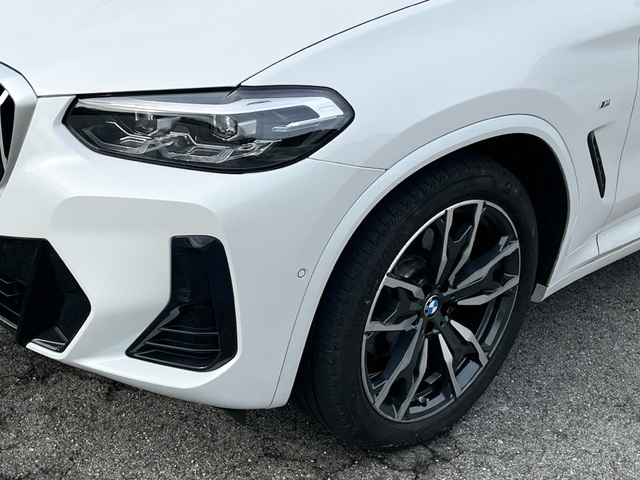 BMW X3 xDrive20d color Blanco. Año 2024. 140KW(190CV). Diésel. En concesionario Celtamotor Vigo de Pontevedra