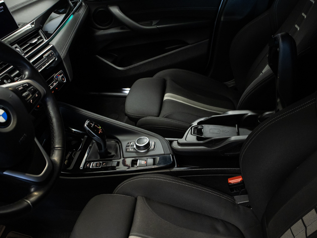 BMW X2 sDrive18i color Blanco. Año 2020. 103KW(140CV). Gasolina. En concesionario BMW Fuenteolid Valladolid de Valladolid