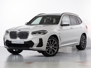 Fotos de BMW X3 xDrive30e color Blanco. Año 2021. 215KW(292CV). Híbrido Electro/Gasolina. En concesionario Oliva Motor Girona de Girona